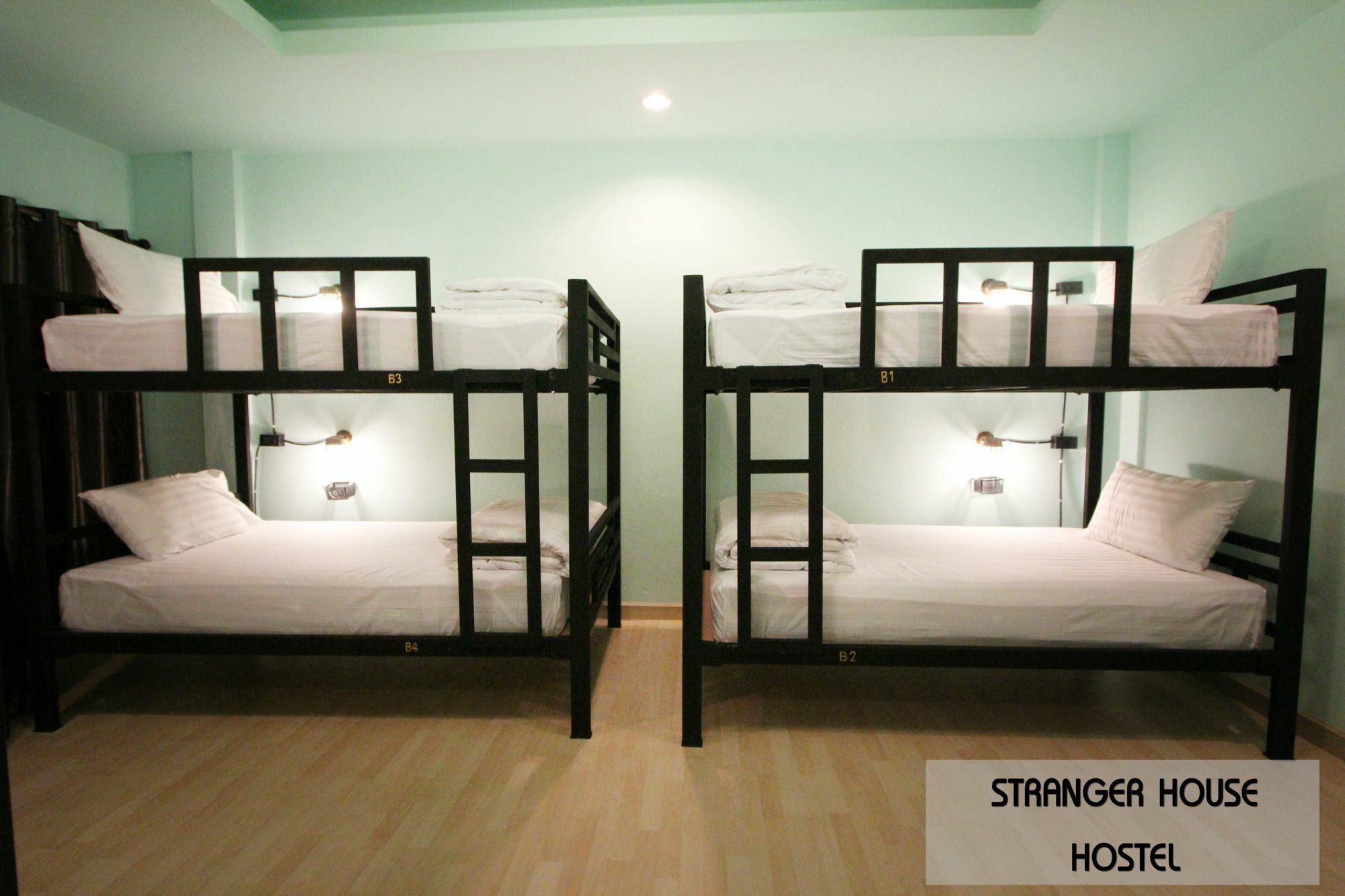 Stranger House Hostel Chiang Mai Exterior foto